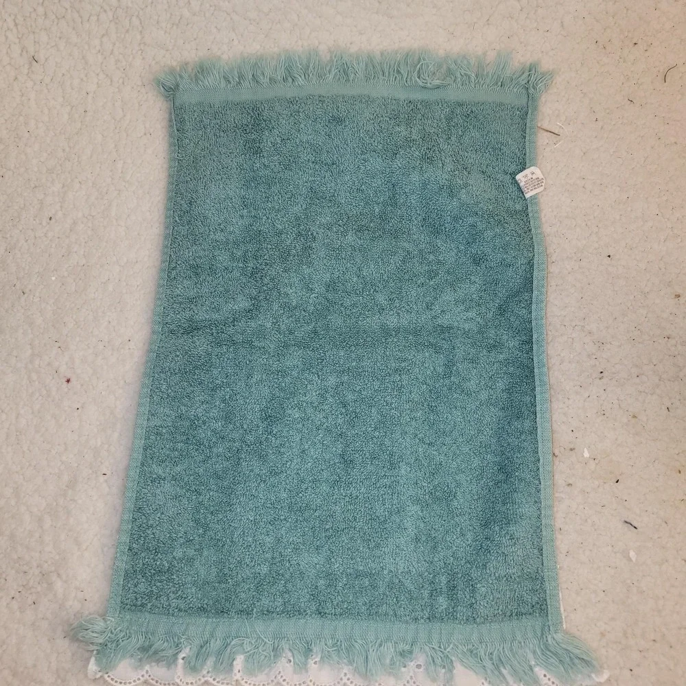 Vintage Cannon Lace Trim Hand Towels Seafoam Green Cotton‎ USA Set of 2
